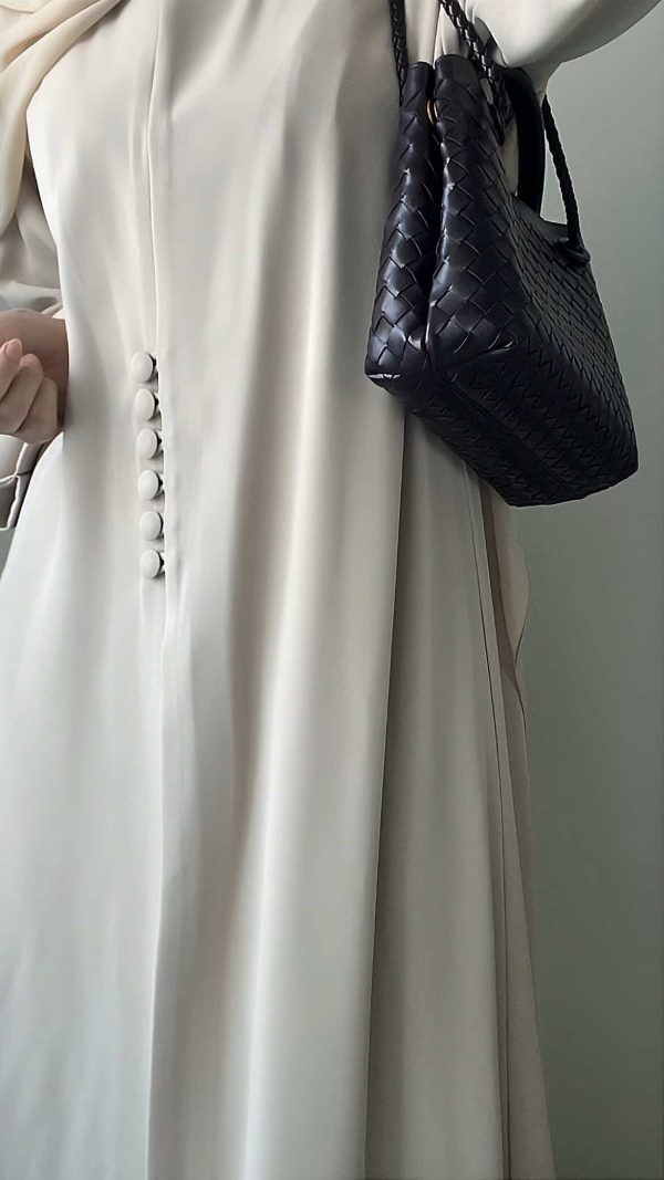 L16